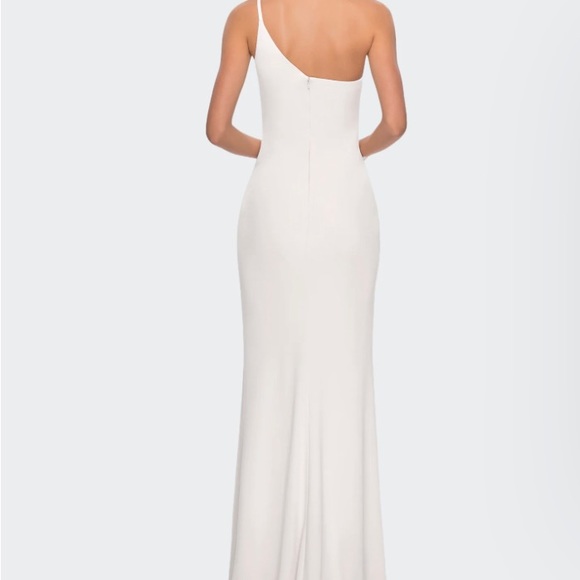 La Femme 2 One Shoulder Long Jersey White Dress - Picture 2 of 2